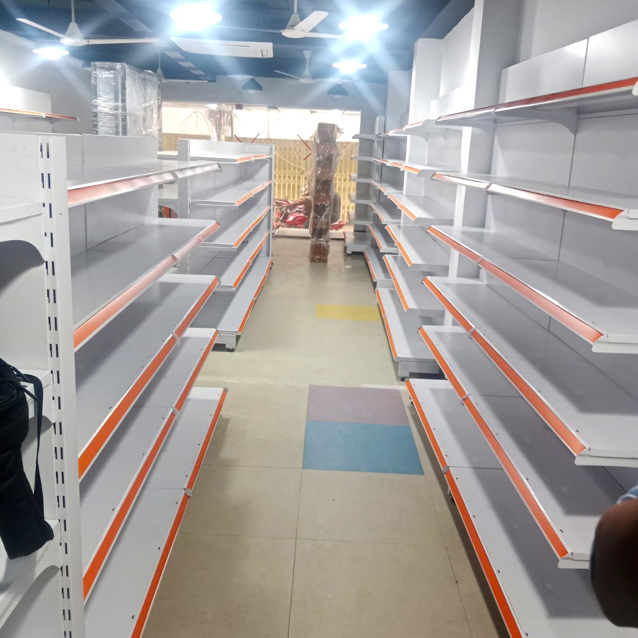 Standard Quality Wall Gondola